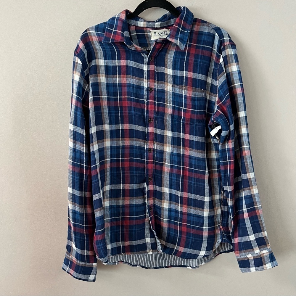 M singer Plaid cotton flannel button down shirt Mens size large Red blue